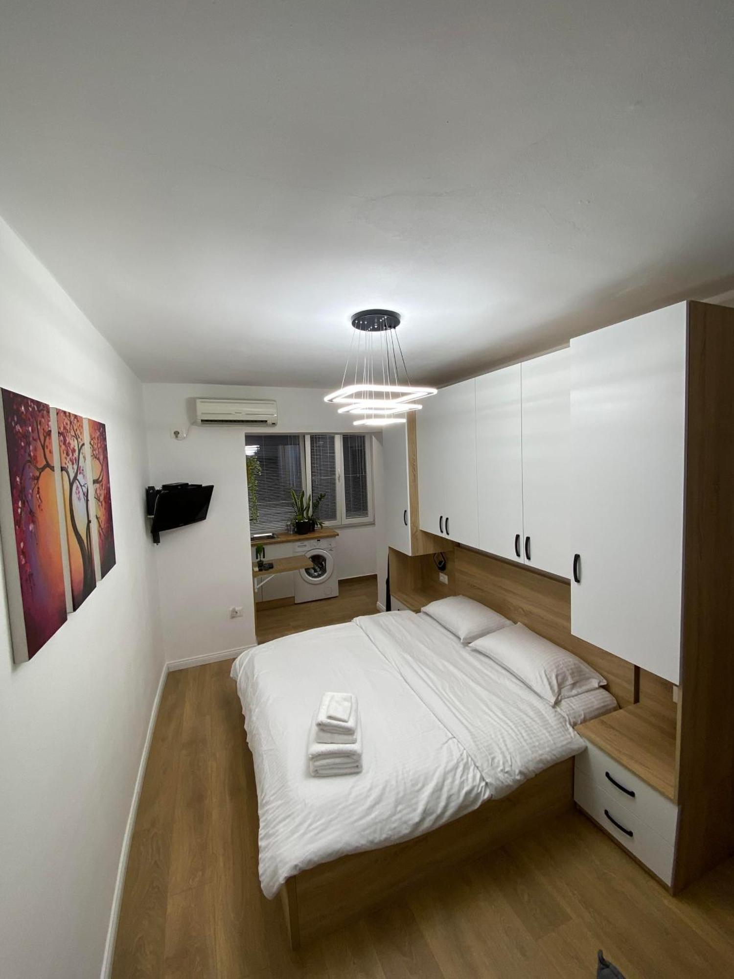 Tirana Apartment ภายนอก รูปภาพ