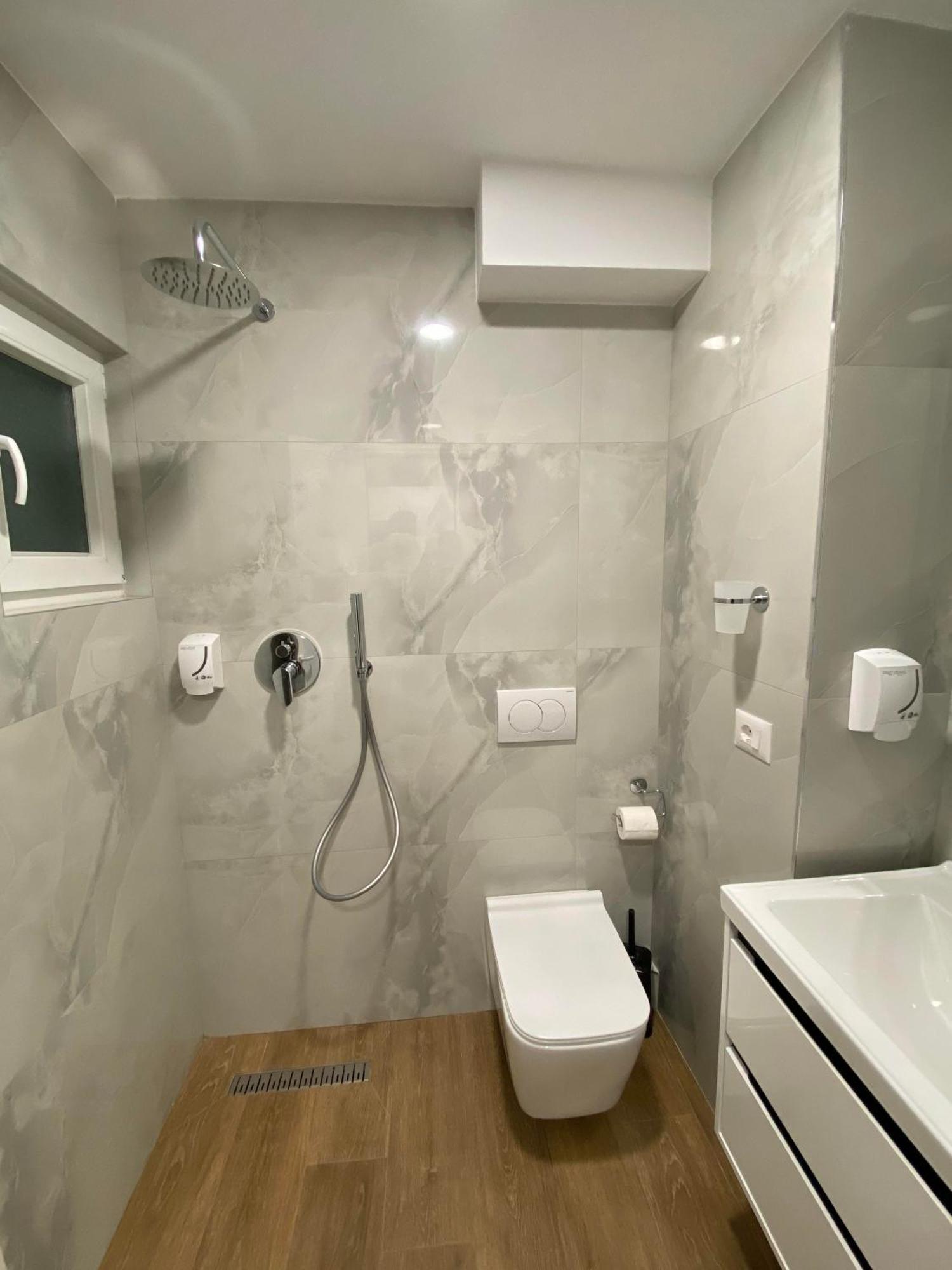 Tirana Apartment ภายนอก รูปภาพ
