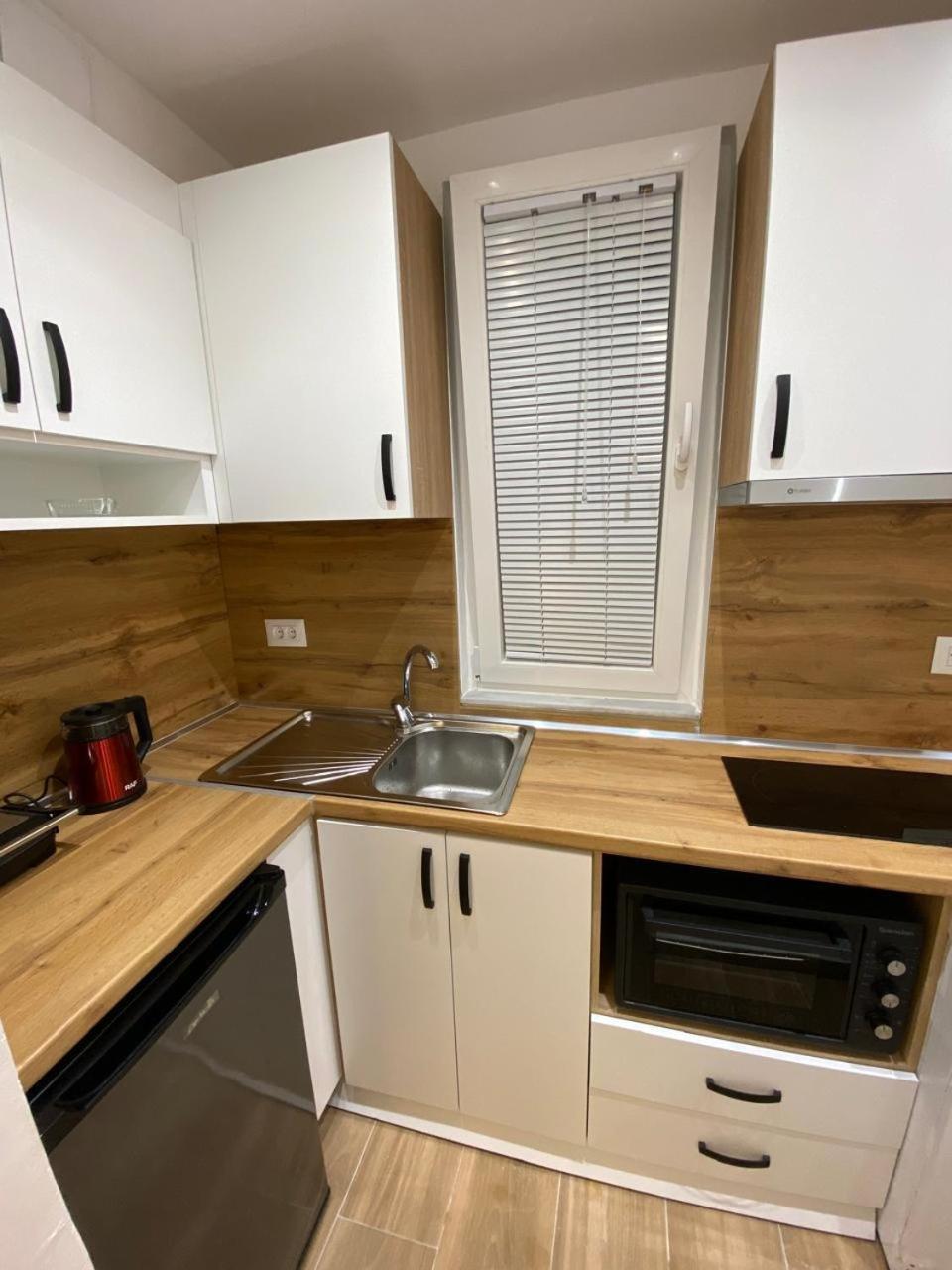 Tirana Apartment ภายนอก รูปภาพ