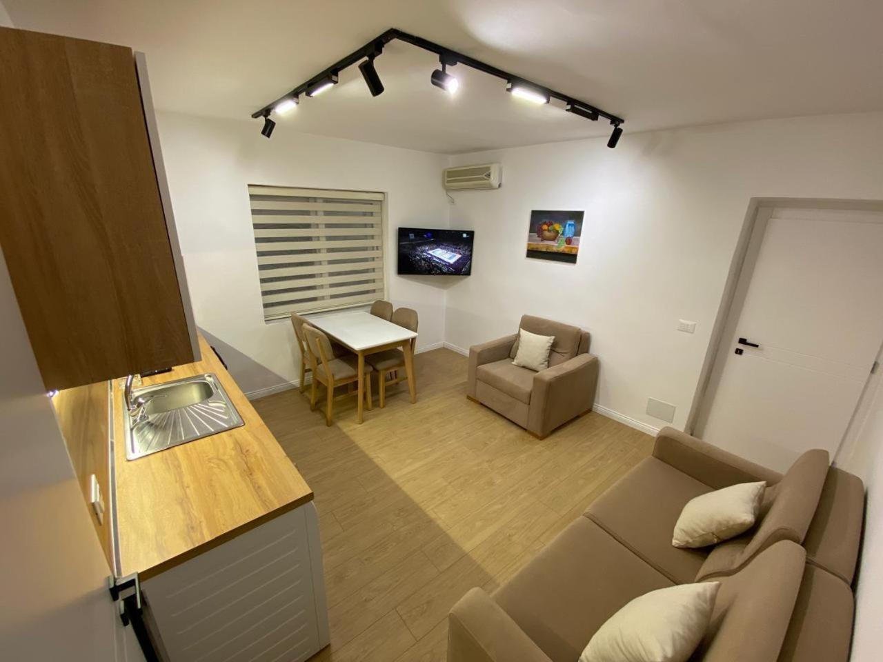 Tirana Apartment ภายนอก รูปภาพ