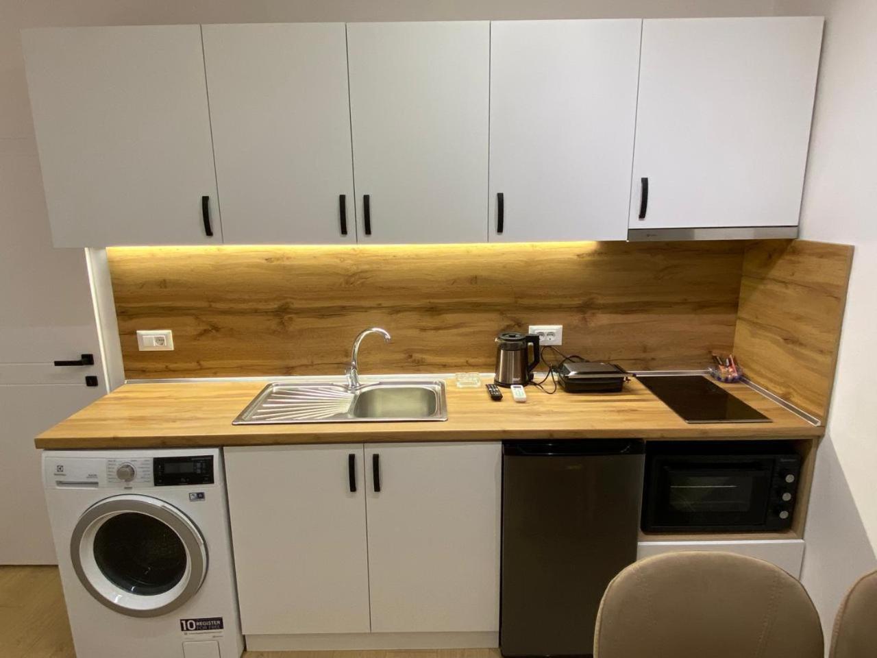 Tirana Apartment ภายนอก รูปภาพ